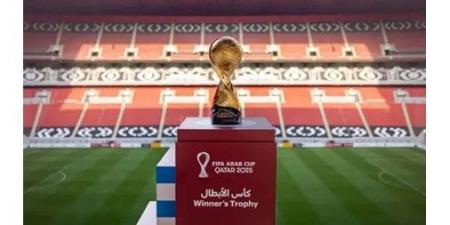 الشيخ
حمد
بن
خليفة
بن
أحمد
رئيس
اللجنة
المحلية
المنظمة: كأس
العرب
عززت
هويتنا
المشتركة
وجاءت
ضمن
موسم
كروي
غير
مسبوق
في
رزنامة
قطر
الرياضية