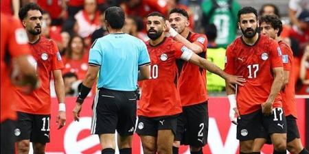 مؤشرات لسقوط أمطار واختفاء أعلام "الشواذ"، فيتو ترصد محيط ملعب مصر وإيران في كأس العالم (فيديو)