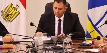 محافظ دمياط يناقش مستجدات مبادرة أنا متعلم مدى الحياة