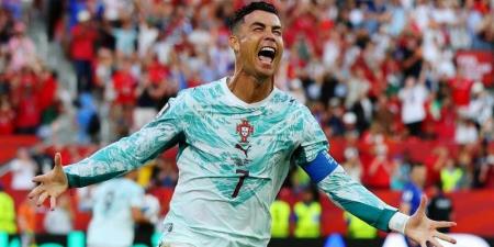 بـ"رقمين قياسيين" رونالدو يدخل تاريخ كأس العالم "مرتين في مباراة واحدة"