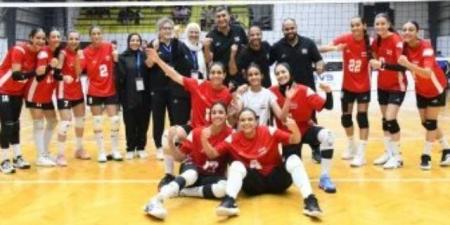 ناشئات مصر يهزمن الجزائر و يتأهلن إلى نهائي بطولة أفريقيا للطائرة لمواجهة تونس