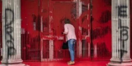 نشطاء "فلسطين أكشن" يواجهون عقوبة السجن بعد كسر زجاج بنك فى بيرنلى