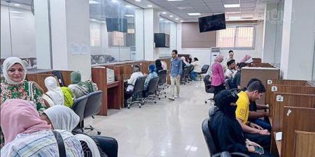 انتظام أعمال مكتب التنسيق الإلكتروني بجامعة طنطا بأول أيامه وسط إقبال كثيف من طلاب الثانوية