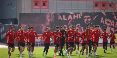 الأهلي يخوض أولى تدريباته اليوم في إسبانيا