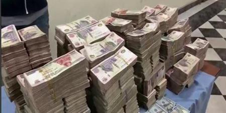 من الهجرة غير الشرعية إلى غسل الأموال.. سمسار يحاول إخفاء 20 مليون جنيه من تجارة البشر