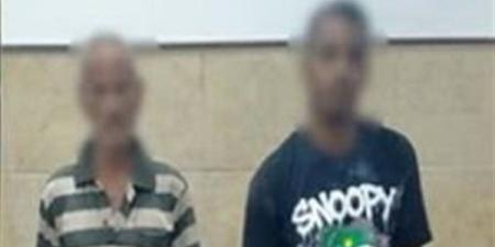 ادفع عشان تركن، فيديو أمام مول بدمنهور يقود الأمن لضبط منادي سيارات بدون ترخيص