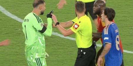 مشادة بين لوكاكو ودوناروما عقب مباراة بلجيكا وإيطاليا (فيديو)