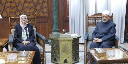 شيخ الأزهر يستقبل رئيسة هيئة النيابة الإدارية لبحث تعزيز التعاون المشترك
