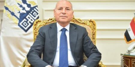 الدكتور إبراهيم صابر محافظ القاهرة يحضر عزاء المستشار أحمد الزند