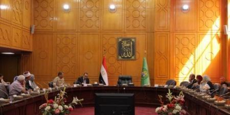 نائب محافظ الإسماعيلية يتابع استعدادات الاحتفال بالعيد القومي