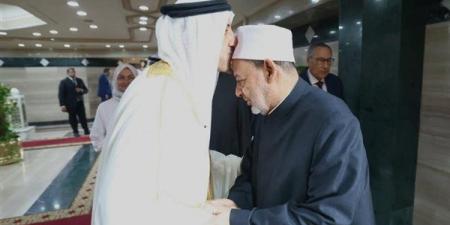 شيخ الأزهر يبحث مع رئيس مركز الملك حمد العالمي للتعايش السلمي تعزيز التعاون