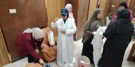 وسط فرحة غامرة.. تسليم معتمرات القليوبية هدايا صندوق "تحيا مصر" قبل بدء المناسك