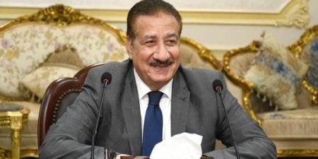 محافظ بورسعيد يوجه الأجهزة التنفيذية برفع درجة الاستعداد لموسم الشتاء