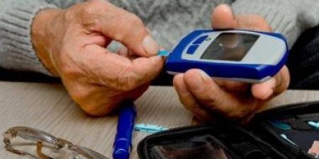 أمريكا تجيز أول جهاز قابل للارتداء للإنذار المبكر لمضاعفات السكر