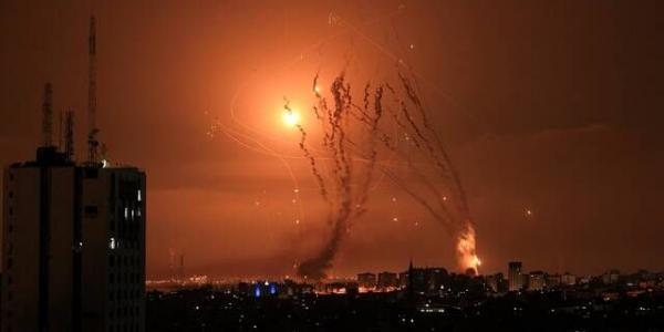 وكالة
      أنباء
      إيرانية:
      أذرع
      طهران
      في
      اليمن
      ولبنان
      والعراق
      تشنّ
      هجمات
      على
      إسرائيل