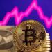 بتكوين
      وإيثريوم
      قرب
      أعلى
      مستوياتهما
      التاريخية