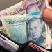 الجنيه الإسترليني يسجل أعلى مستوى في عشرة أشهر مقابل اليورو