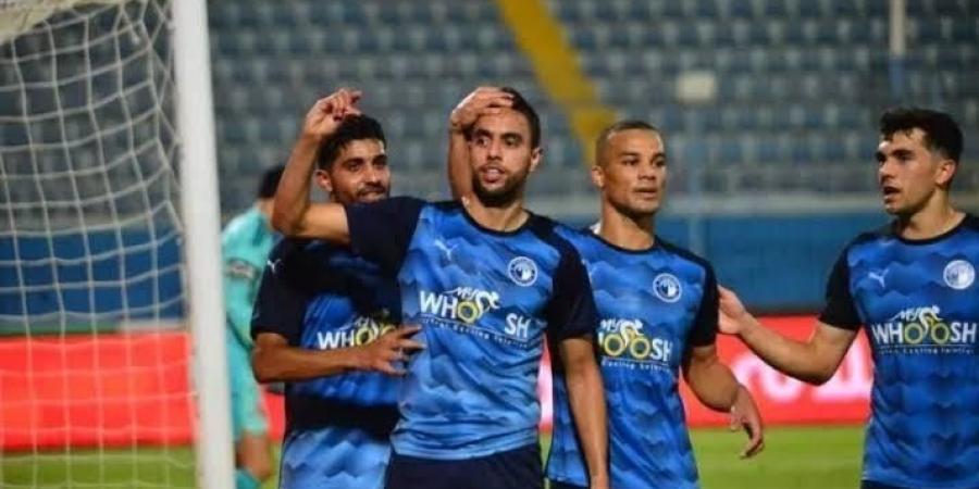 تجميد
      عقوبة
      إيقاف
      لاعب
      بيراميدز
      محمد
      الشيبي
      6
      مباريات