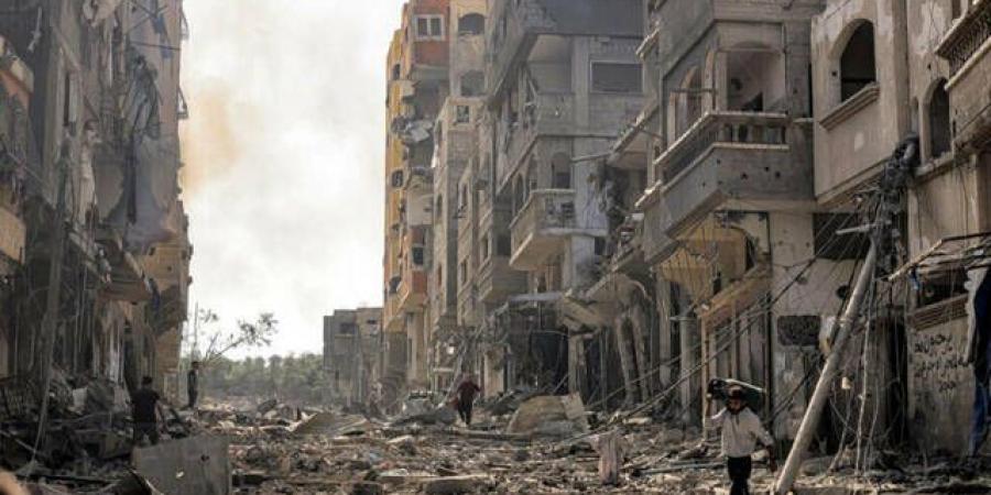 وزير
      خارجية
      مصر:
      لجنة
      من
      15
      شخصية
      فلسطينية
      ستدير
      قطاع
      غزة
      لمدة
      6
      أشهر