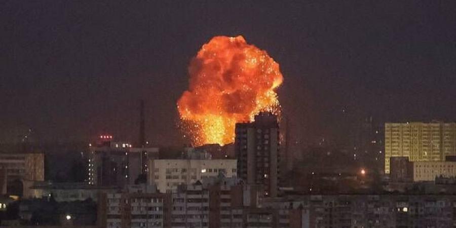 روسيا:
      مسيرات
      أوكرانية
      تشعل
      حريقا
      بمصفاة
      نفط
      بفولجوجراد
