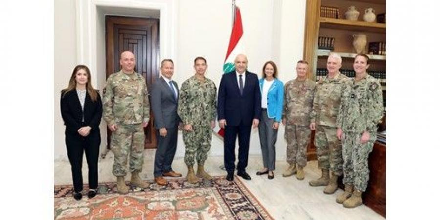 عون
يدعو
الولايات
المتحدة
إلى
الضغط
على
إسرائيل
للانسحاب
من
الأراضي
اللبنانية