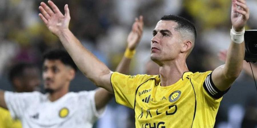 رونالدو يفاجئ محبيه: "سأعتزل قريباً"