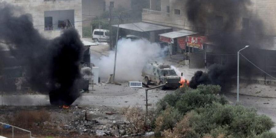 إصابتان إثر صدم آلية للاحتلال مركبتين في مدينة جنين