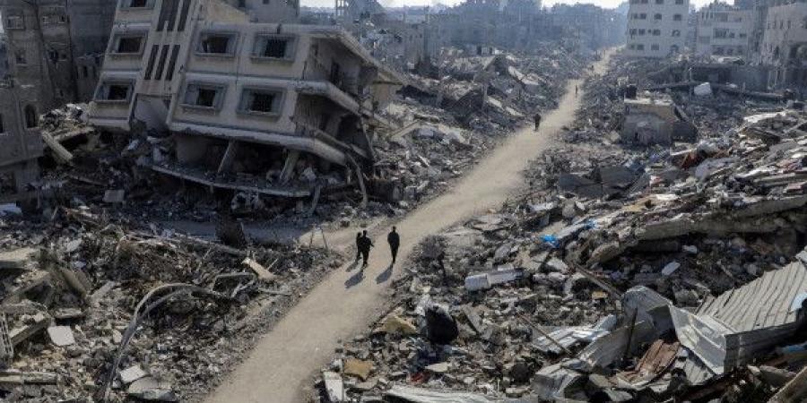 انتشال جثامين 3 شهداء شرق خان يونس