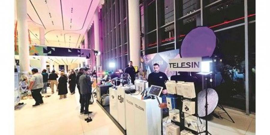 المركز العلمي استضاف ملتقى المصورين «DD»