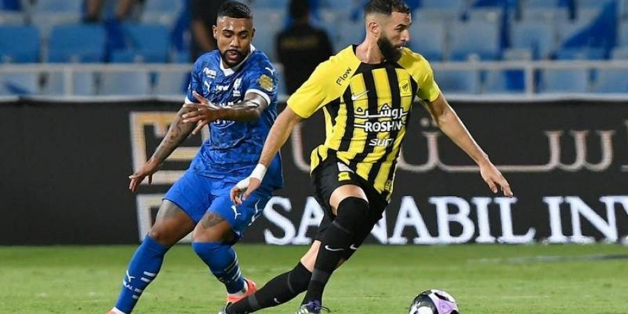 صفقة "مدوية".. كريم بنزيمة ينتقل من الاتحاد إلى الهلال