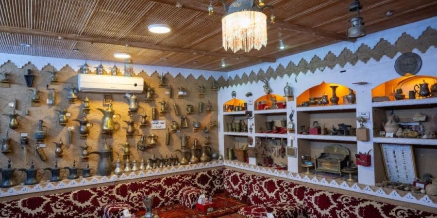 متحف «للماضي أثر» في رفحاء
يستقطب المهتمين بالتراث والتاريخ