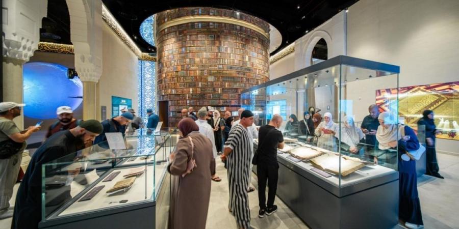 متحف القرآن الكريم يستعرض نسخة نادرة 
من أول ترجمة ألمانية لمعاني القرآن الكريم