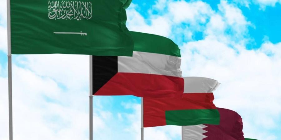 قادة دول مجلس التعاون يؤكدون على أهمية الإسراع في إنجاز مشروع منظومة الإنذار المبكر ضد الصواريخ الباليستية