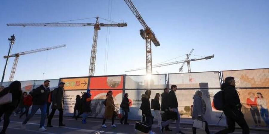 نمو الإنتاج الصناعي الألماني لأول مرة منذ اندلاع حرب إيران
