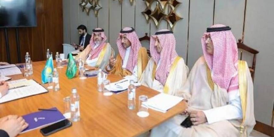 وزير الصناعة السعودي يبحث مع كازاخستان تعزيز الشراكات في التعدين والصناعة