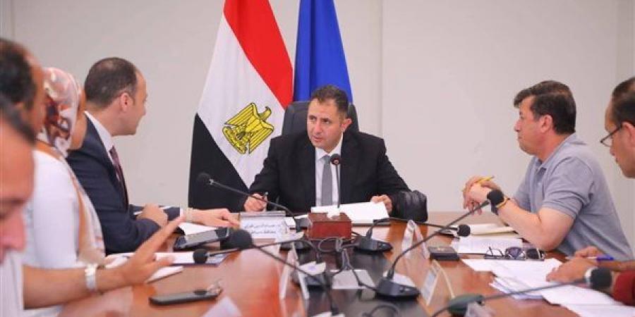 اجتماع موسع في دمياط لمتابعة تقنين أراضي الإصلاح الزراعي