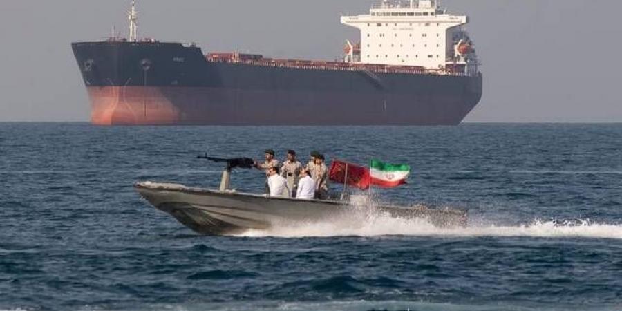 انخفاض مستوى التهديد البحري في مضيق هرمز بعد الاتفاق