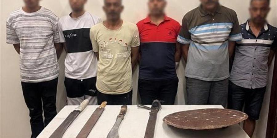 إصابات وبتر باليد، ضبط أبطال فيديو مشاجرة الأسلحة البيضاء في الإسكندرية بسبب طفل