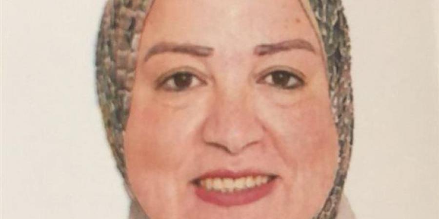 أمل مرسى قائما بتسيير أعمال عميد كلية العلوم جامعة عين شمس
