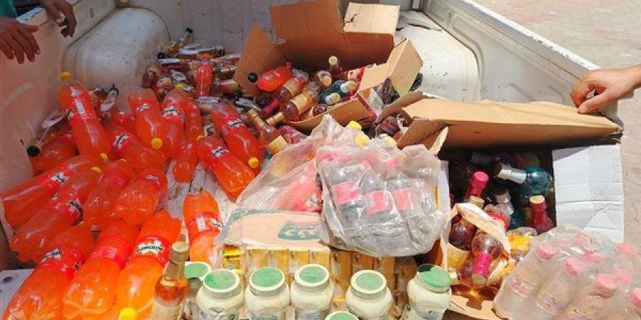 تموين الفيوم تتحفظ على لبن بودرة مجهول المصدر ومواد عطارة فاسدة
