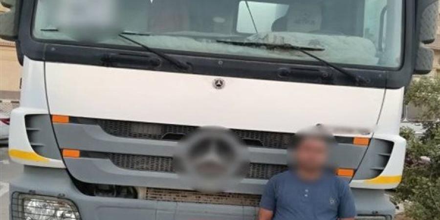 ضبط سائق نقل ثقيل يقود برعونة في التجمع الخامس بعد تداول فيديو على مواقع التواصل
