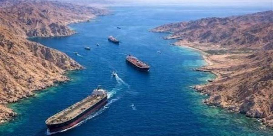 إيران: اتفقنا مع سلطنة عمان على آلية للملاحة في مضيق هرمز
