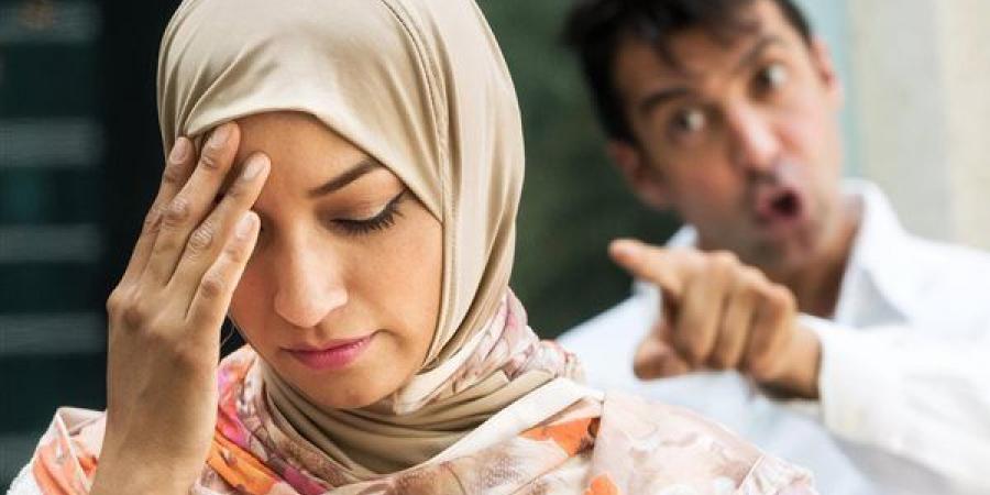 هل يجوز إجبار الزوجة على قطع الرحم؟ رد حاسم من الإفتاء