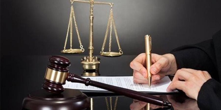 المشدد 3 سنوات لعاطل بتهمة حيازة أسلحة في السلام