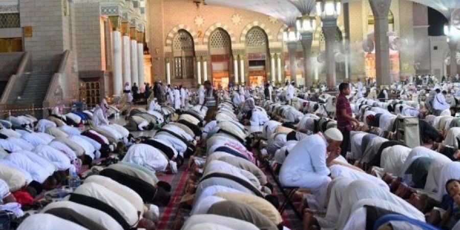 مواقيت الصلاة، موعد أذان العشاء اليوم الجمعة في القاهرة والمحافظات