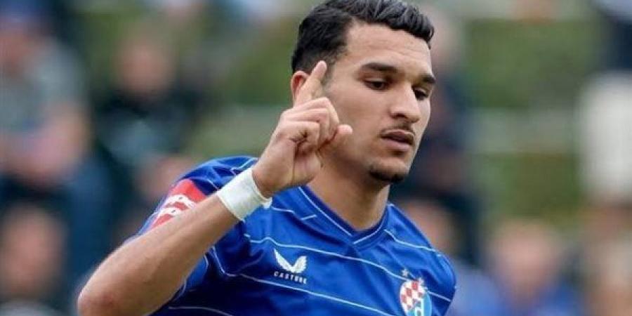 دينامو زغرب يصدم الأهلي بشأن مهاجمه الجزائري