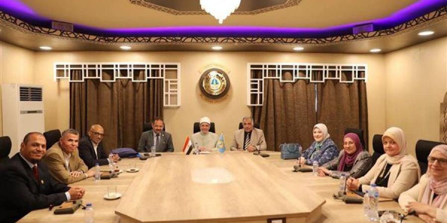 شراكة استراتيجية بين القومي للبحوث الفلكية وجامعة الأزهر لتعزيز التعاون المشترك