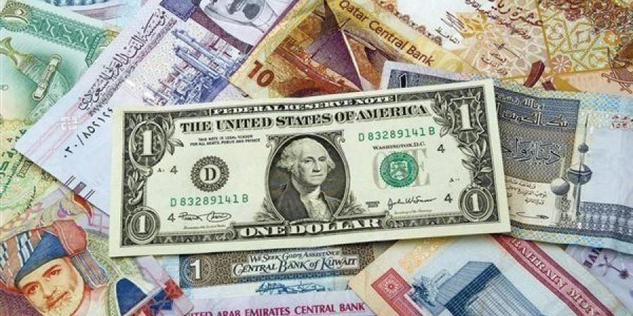 أسعار العملات العربية والأجنبية مقابل الجنيه في البنك الأهلي خلال تعاملات اليوم الخميس