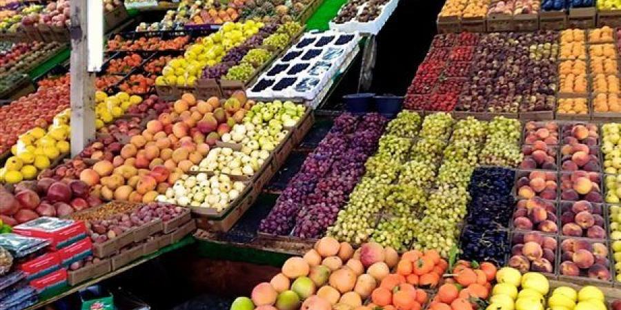 أسعار الفاكهة اليوم، الكمثرى الخشابي تبدأ من 25 جنيها و4 أصناف تتجاوز الـ 60 "جملة"