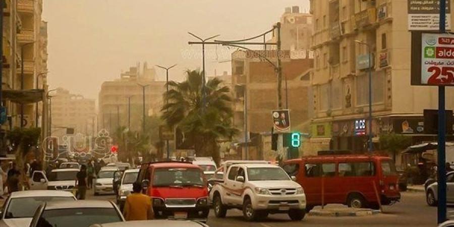 حالة الطقس غدا، رياح تلطف الأجواء ليلا وأتربة ورمال على هذه المناطق